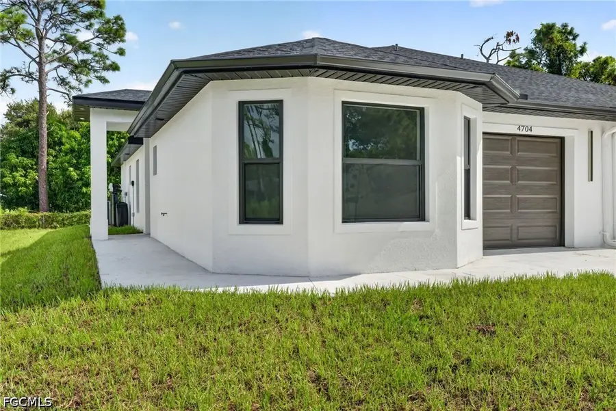 4704-4706 30th Street Sw, Lehigh Acres, FL 33973 - #2