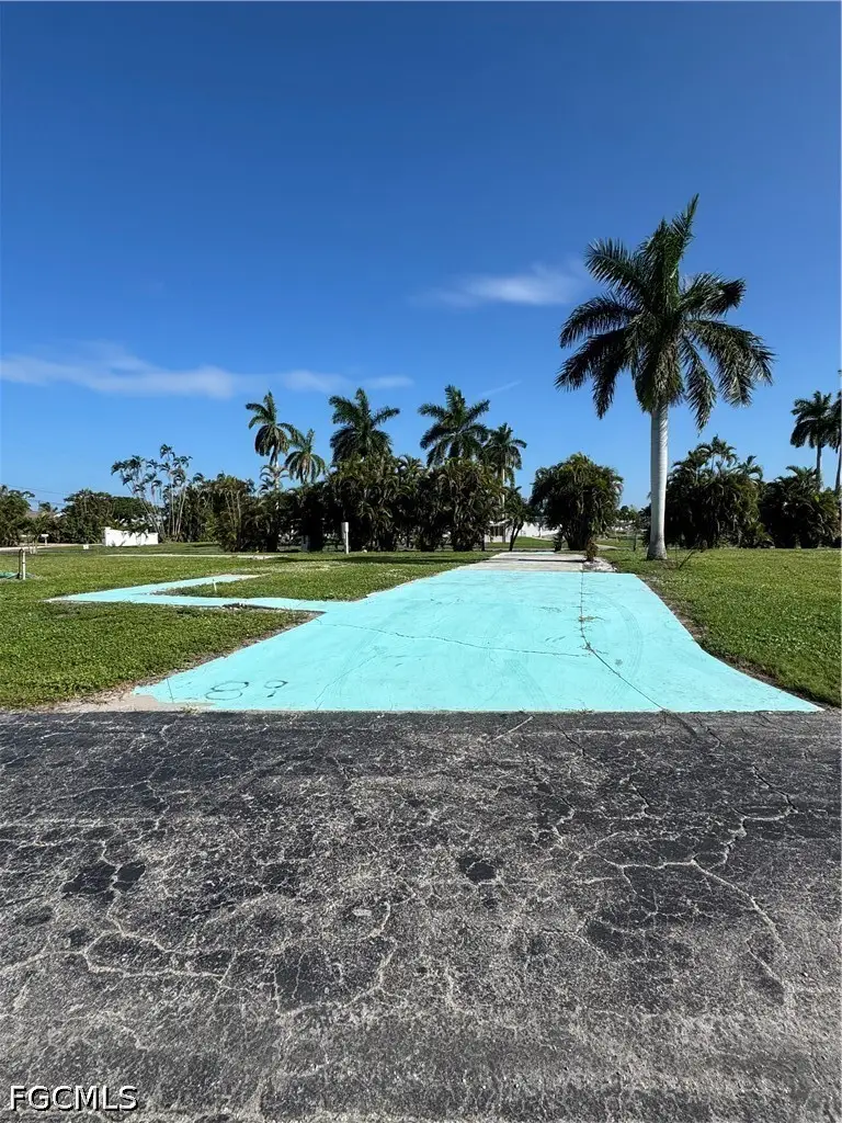 89 Sycamore Lane, Fort Myers, FL 33908 - #2
