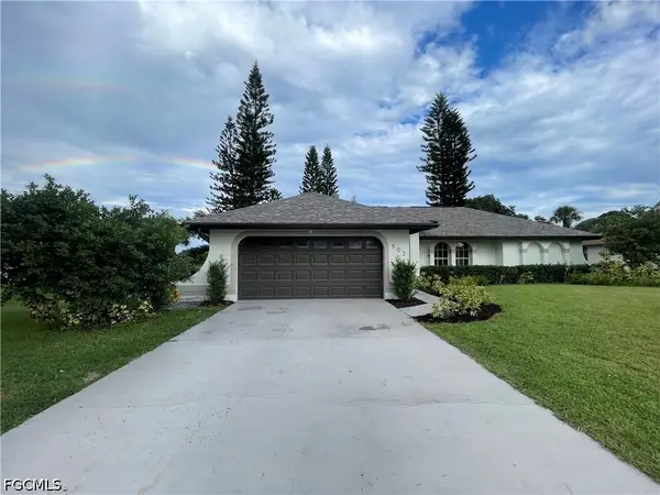 502 Elaine Avenue N, Lehigh Acres, FL 33971