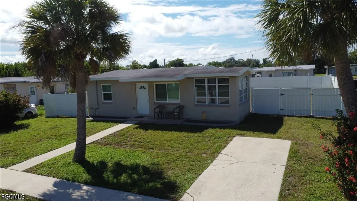 21067 Gladis Avenue, Port Charlotte, FL 33952 - #1