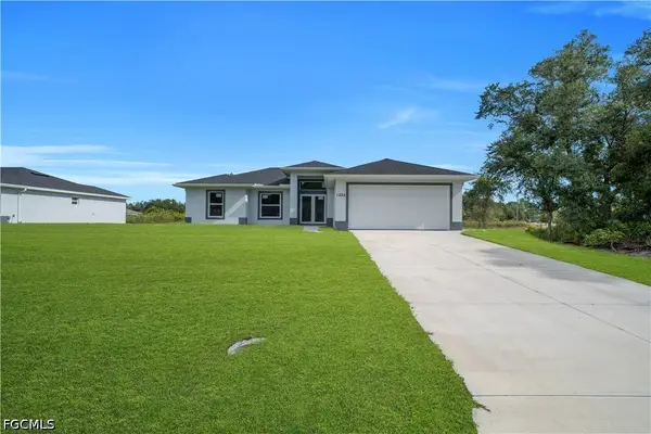1025 Pilgrim Street E, Lehigh Acres, FL 33974