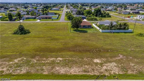 1312 Diplomat Parkway E, Cape Coral, FL 33909