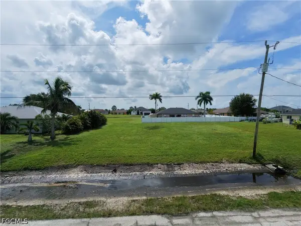 2528 NW 7th Terrace, Cape Coral, FL 33993