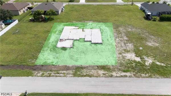1423 NW 37th Place, Cape Coral, FL 33993