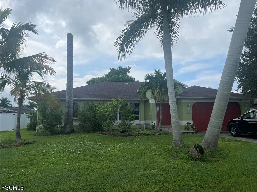 612 SE 31st Terrace, Cape Coral, FL 33904 - #1