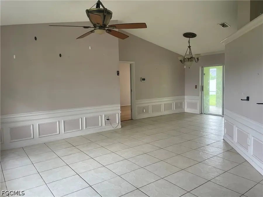 612 SE 31st Terrace, Cape Coral, FL 33904 - #2