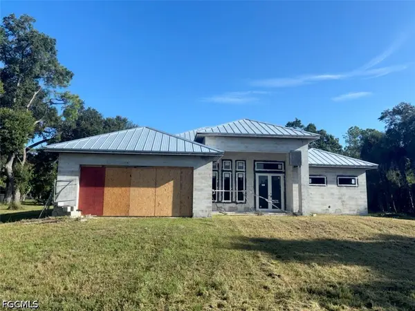 4793 Green Boulevard, Naples, FL 34116
