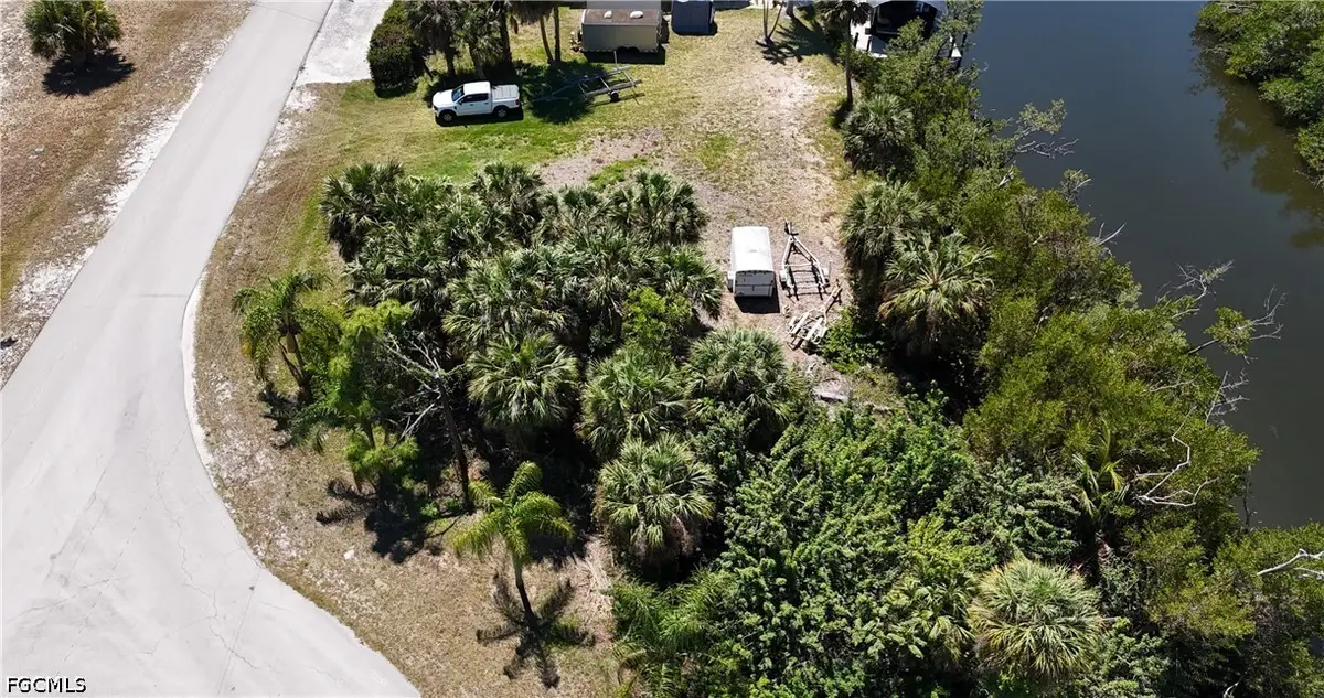 3921 Stabile Road, Saint James City, FL 33956 - #1