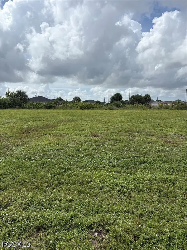 1126 NW 9th Street, Cape Coral, FL 33993