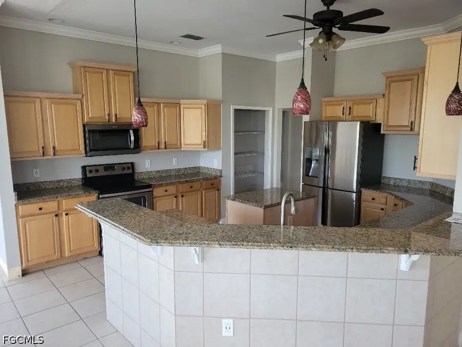 1404 NE 19th Avenue, Cape Coral, FL 33909 - #2