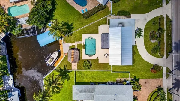 11030 Mcgregor Boulevard, Fort Myers, FL 33919