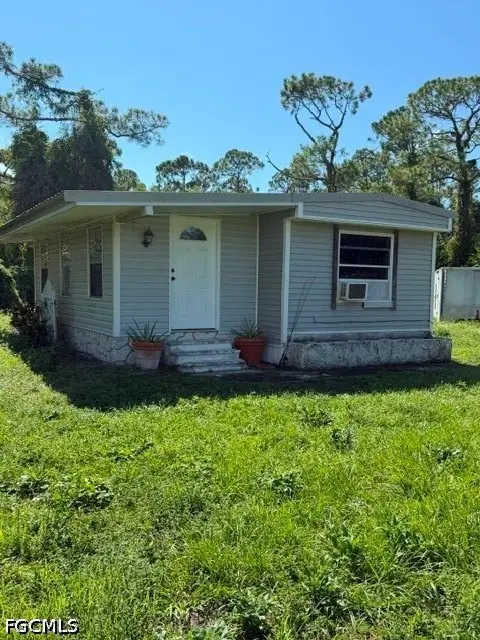 18341 Wayne Drive, North Fort Myers, FL 33917