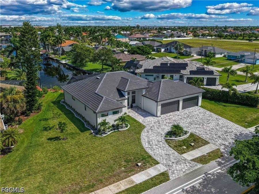 2201 Beach Parkway W, Cape Coral, FL 33914 - #2