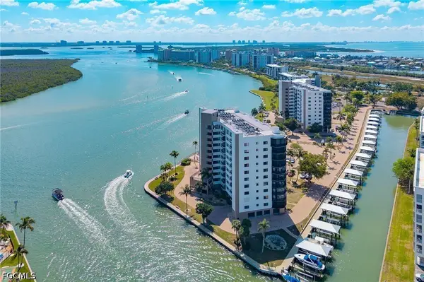 4265 Bay Beach Lane #522, Fort Myers Beach, FL 33931