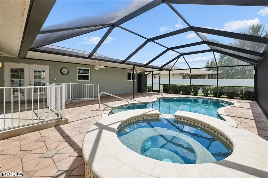 3828 SW 10th Place, Cape Coral, FL 33914 - #2