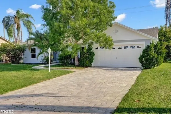 9802 Country Oaks Drive, Fort Myers, FL 33967