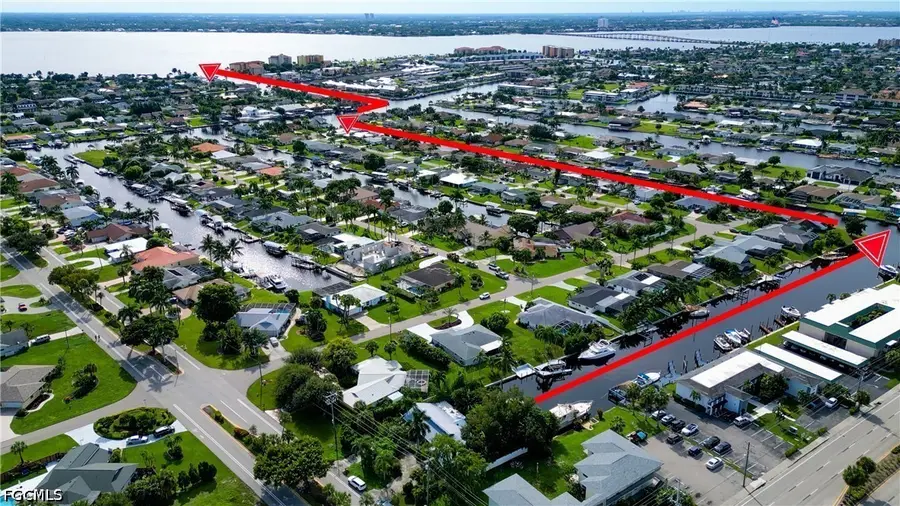 3812 SE 16th Place, Cape Coral, FL 33904 - #2