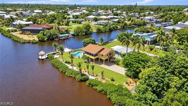 5191 Marina Drive, Bokeelia, FL 33922