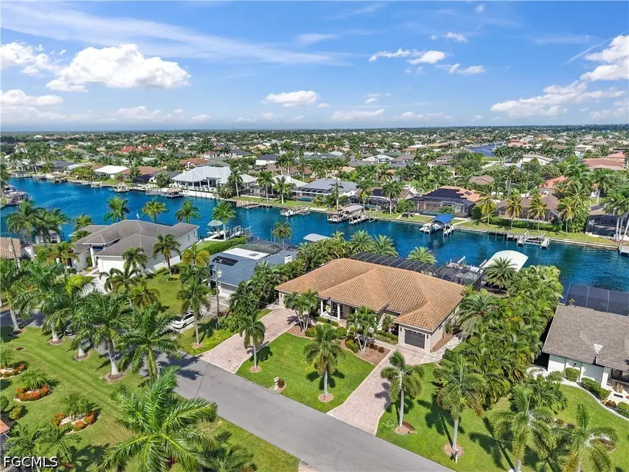 2213 SW 52nd Street, Cape Coral, FL 33914 - #2