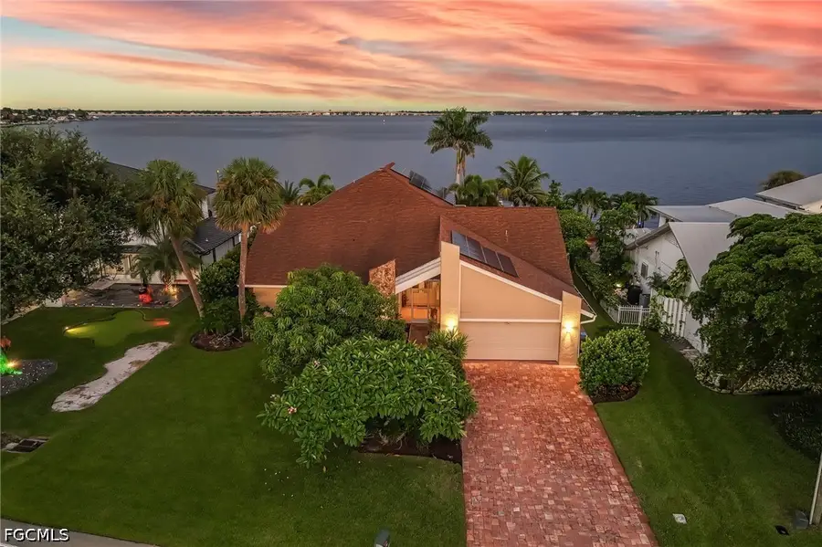 2901 SE 22nd Place, Cape Coral, FL 33904 - #2