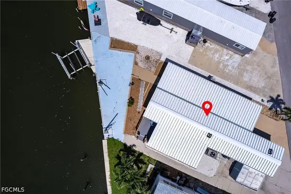 3913 Dewberry Lane, St James City, FL 33956