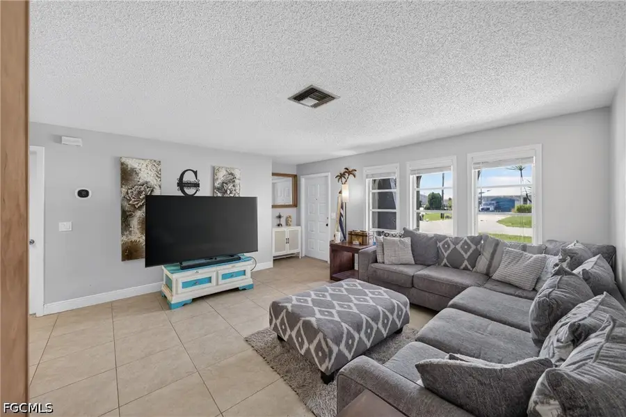 1523 SE 20th Place, Cape Coral, FL 33990 - #2