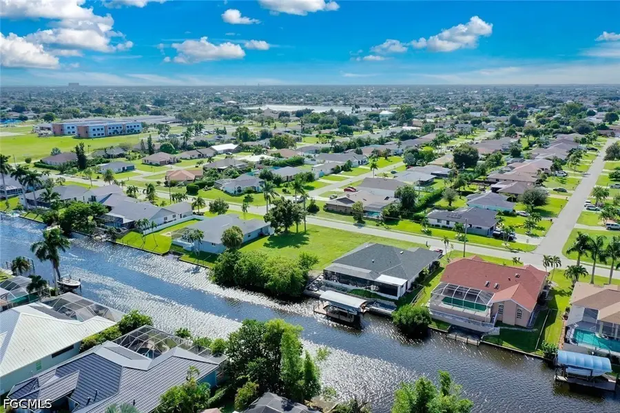 3323 SW 2nd Avenue, Cape Coral, FL 33914 - #2