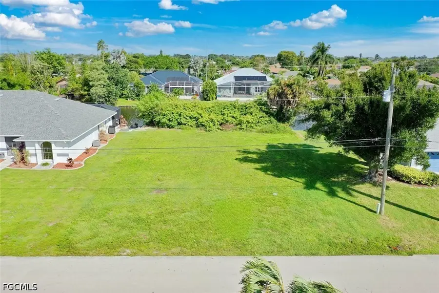3323 SW 2nd Avenue, Cape Coral, FL 33914 - #3