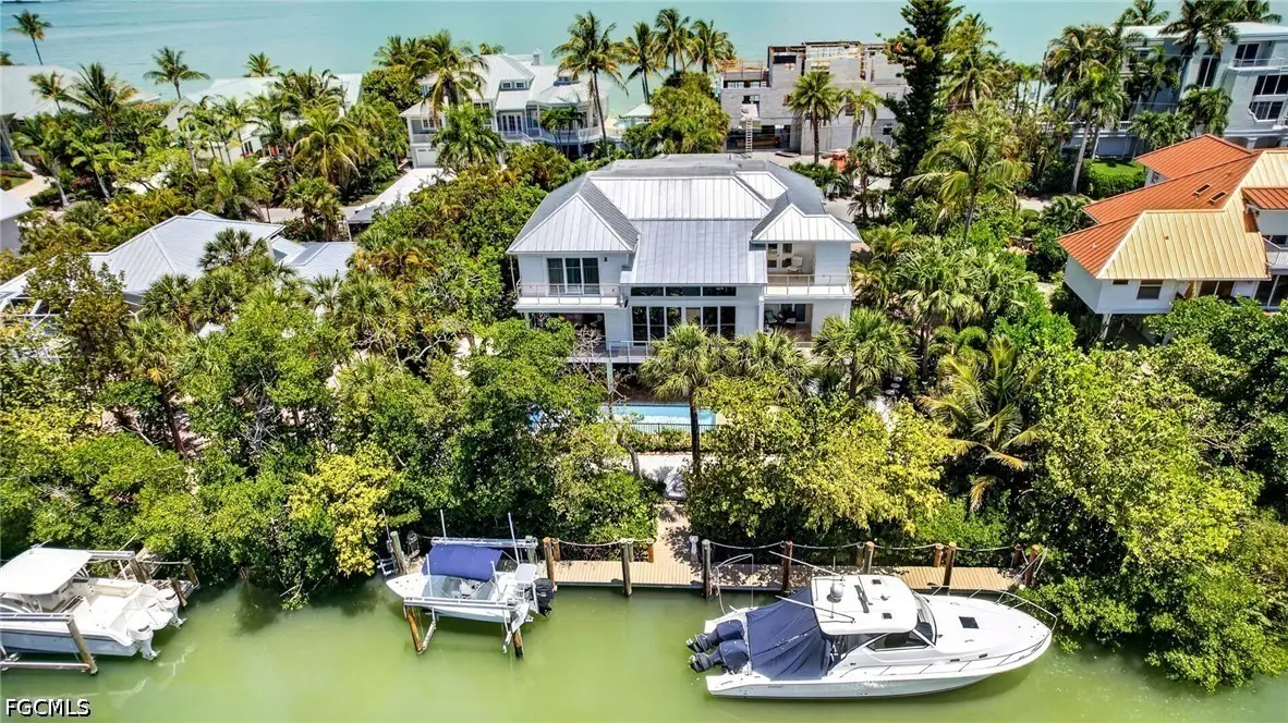 561 Lighthouse Way, Sanibel, FL 33957 - #1