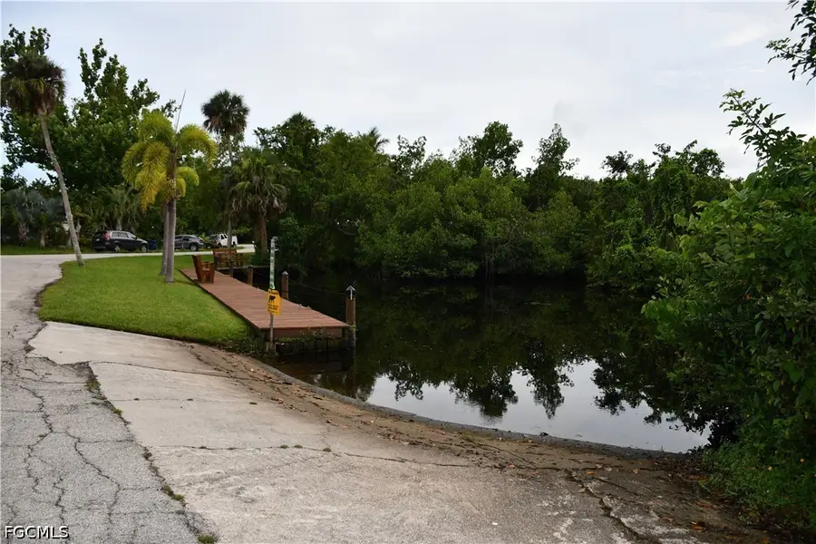 1591 Sunkist Way, Fort Myers, FL 33905 - #3