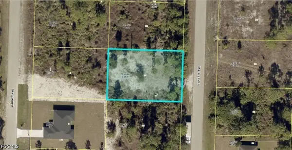 1069 Fayette Avenue, Lehigh Acres, FL 33974