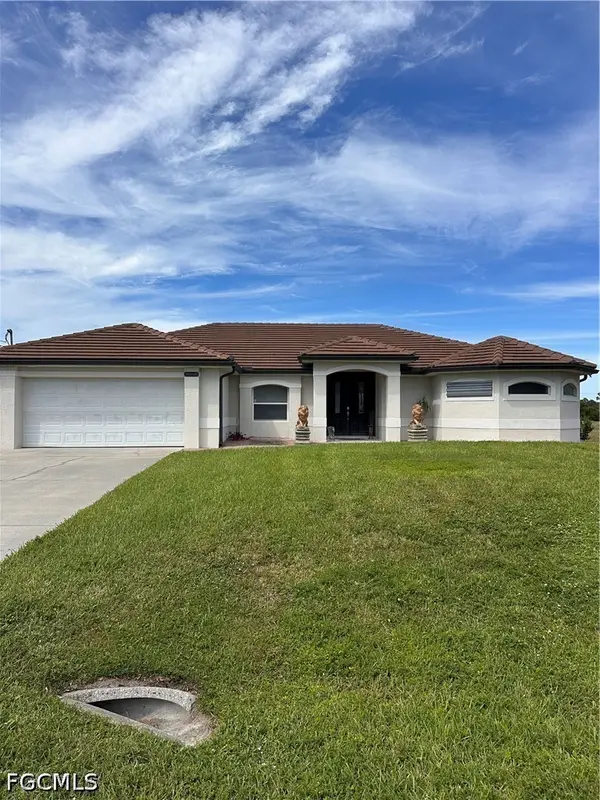 1717 Abbott Avenue, Lehigh Acres, FL 33972