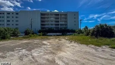 286 Fairweather Lane, Fort Myers Beach, FL 33931