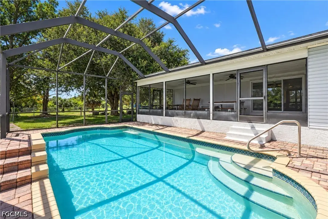423 N Estribo Street, Clewiston, FL 33440 - #1