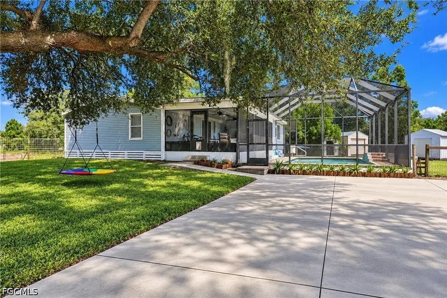 423 N Estribo Street, Clewiston, FL 33440 - #3
