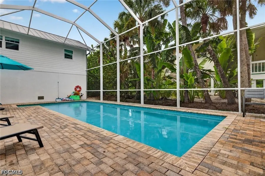 721 Cardium Street, Sanibel, FL 33957 - #3