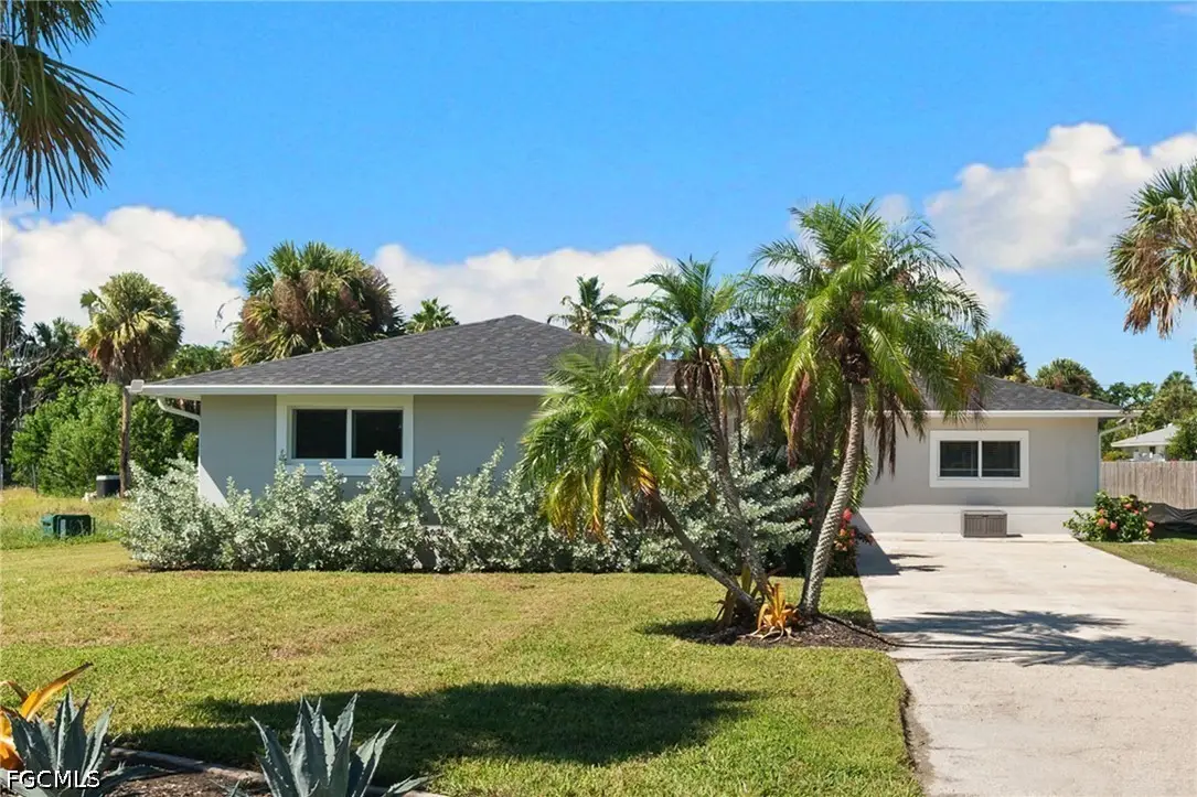 657 Cardium Street, Sanibel, FL 33957 - #1