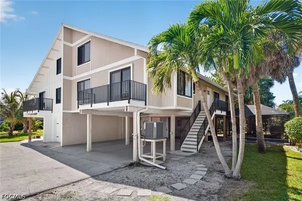 996 Greenwood Court N, Sanibel, FL 33957