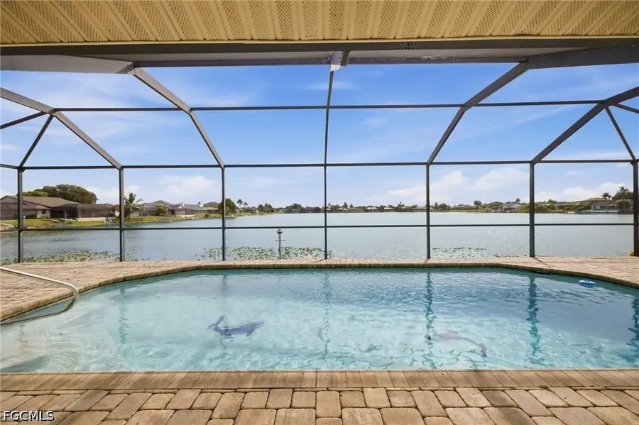301 SE 18th Avenue, Cape Coral, FL 33990 - #2