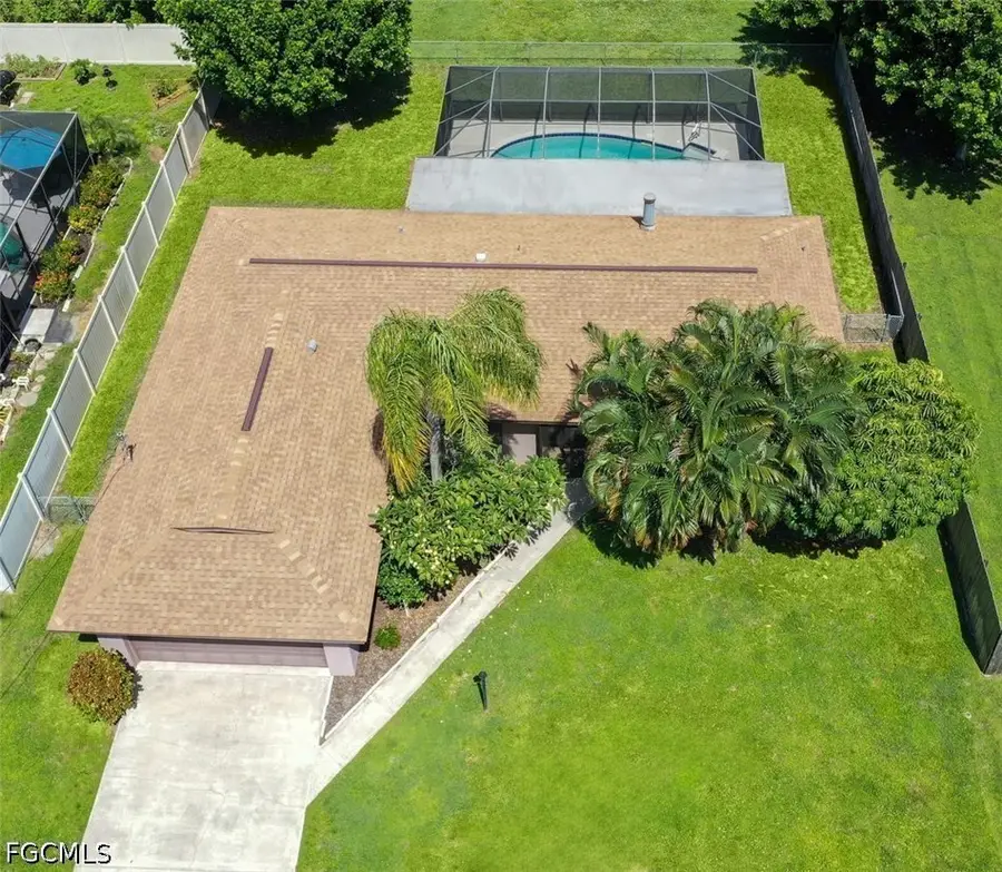 2213 SE 14th Street, Cape Coral, FL 33990 - #2