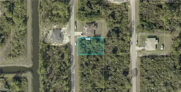 561 Genoa Avenue S, Lehigh Acres, FL 33974