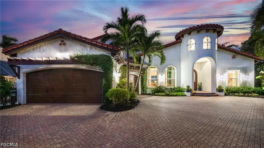 911 Aqua Lane, Fort Myers, FL 33919 - #2