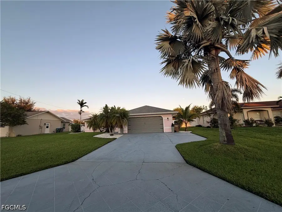 1943 SE 8th Place, Cape Coral, FL 33990 - #3
