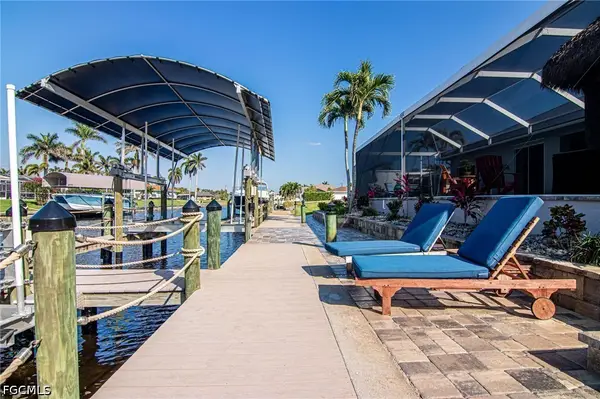 2031 Cornwallis Parkway, Cape Coral, FL 33904