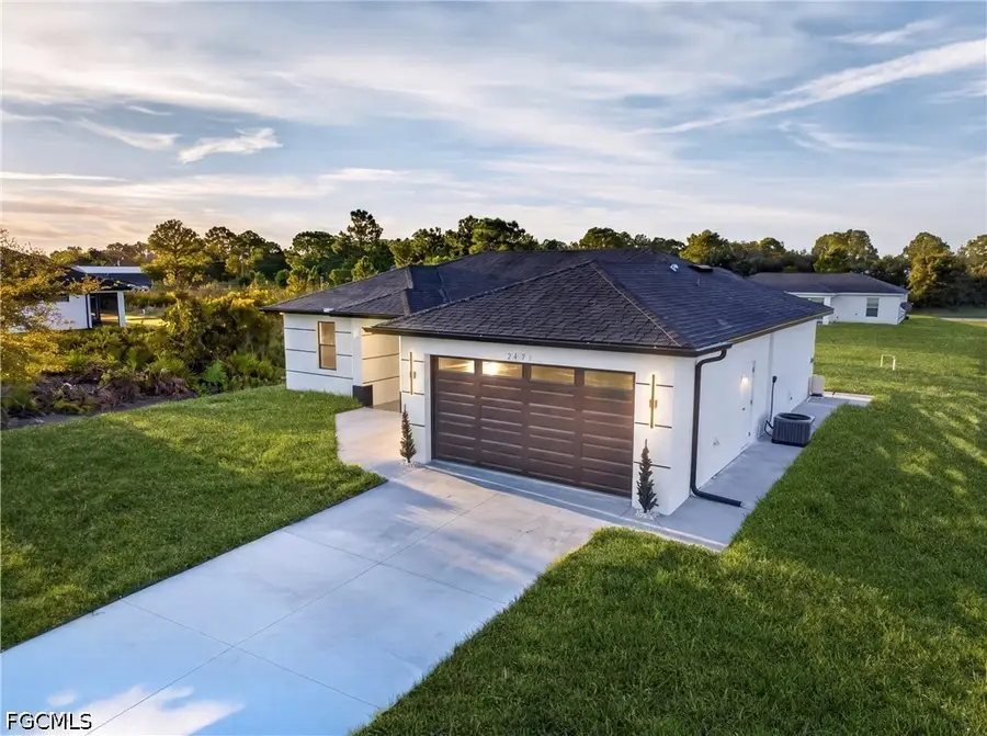 2621 40th Street W, Lehigh Acres, FL 33971 - #3