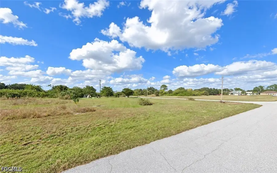 2620 NE 22nd Place, Cape Coral, FL 33909 - #2