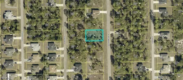 1827 Richmond Avenue N, Lehigh Acres, FL 33972