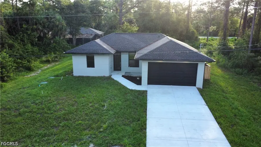 173 Blakely Avenue S, Lehigh Acres, FL 33974 - #3