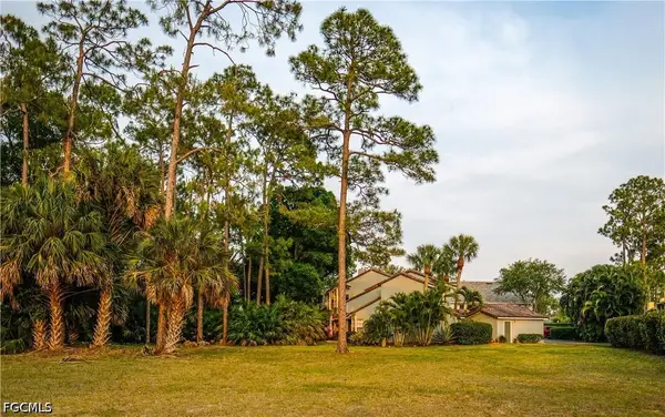 Santa Cruz Boulevard, Naples, FL 34112