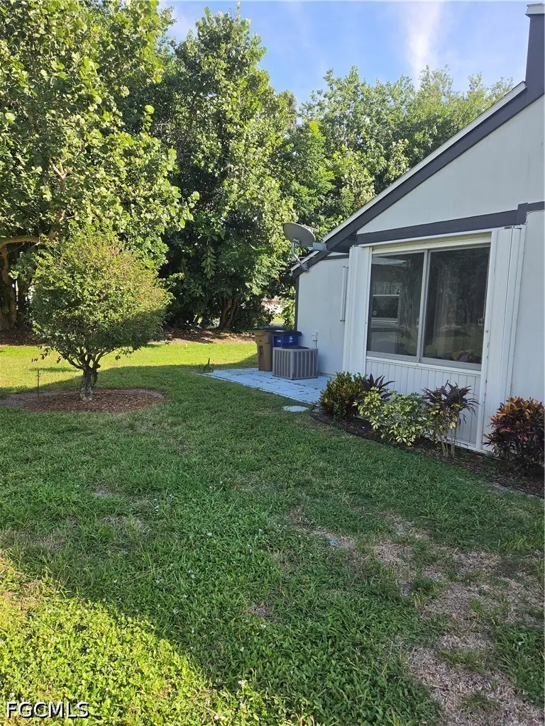 10425 New Bedford Court, Lehigh Acres, FL 33936 - #3